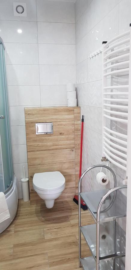 Apartamenty Maja -Pokoje - Domy Wakacyjne -Basen Podgrzewany -Jacuzzi - Sauna Łeba Eksteriør billede