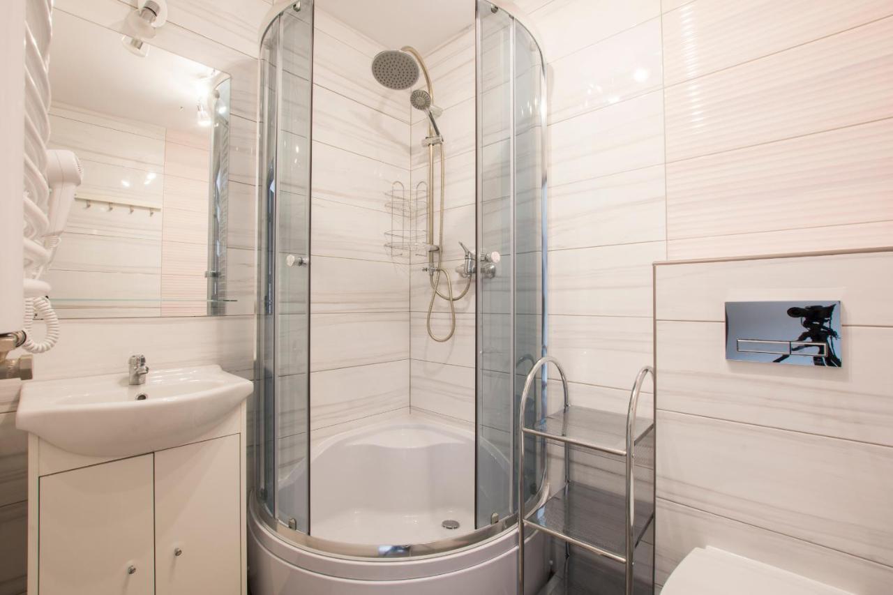 Apartamenty Maja -Pokoje - Domy Wakacyjne -Basen Podgrzewany -Jacuzzi - Sauna Łeba Eksteriør billede
