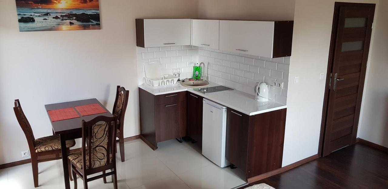Apartamenty Maja -Pokoje - Domy Wakacyjne -Basen Podgrzewany -Jacuzzi - Sauna Łeba Eksteriør billede